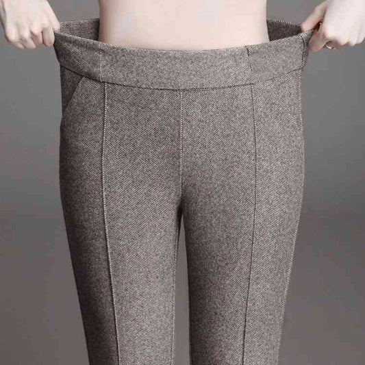 بنطلون نسائي