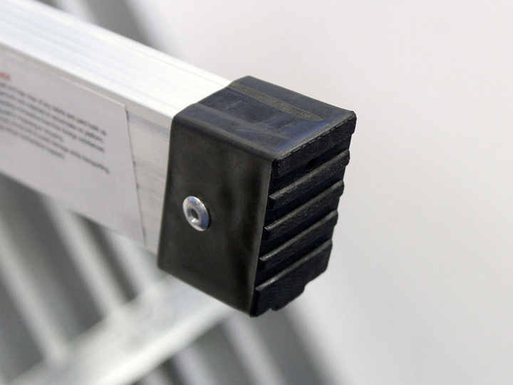 Composite platform ladder 