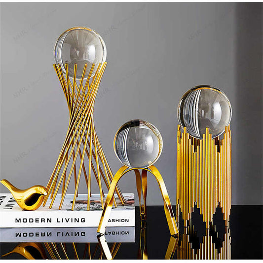 crystal balls . كرات كريستال