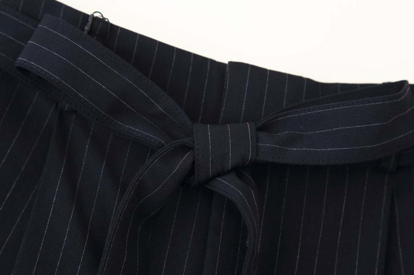 بنطلون نسائي