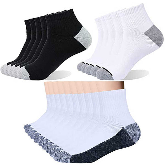 جوارب رياضية قصيرة