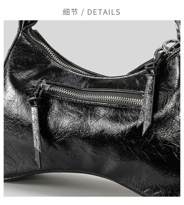 Elegant women's handbag 