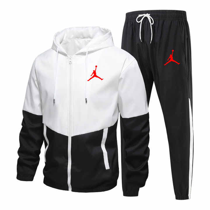 casual tracksuit 
