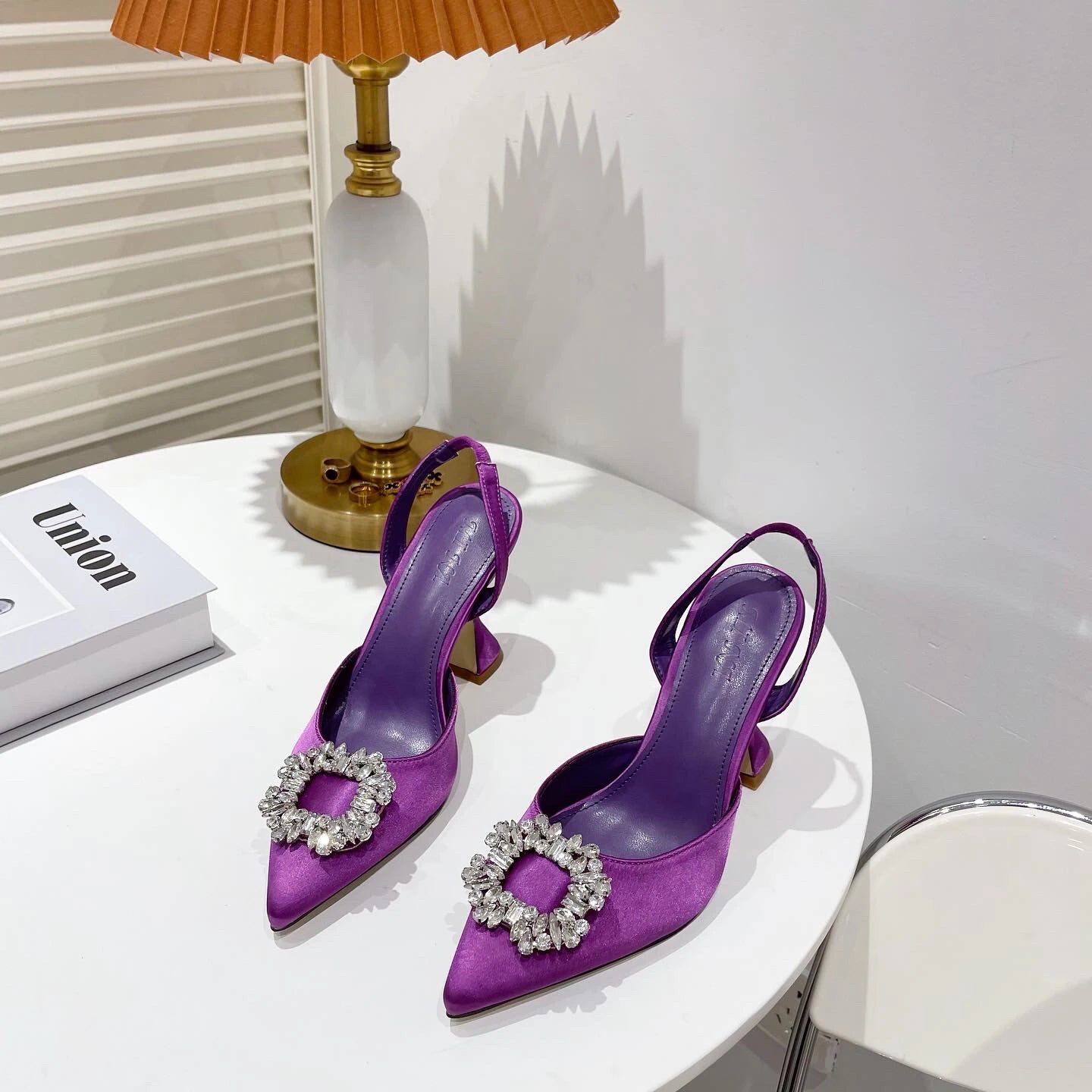 Elegant women's heels 