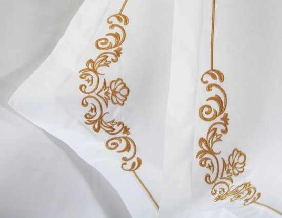 Wholesale luxury 5 star hotel embroidered bed linen in duvet cover sets 