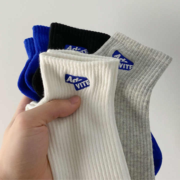 Cute Cartoon Pattern Embroidered Heart Stars Knee High Socks 