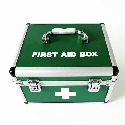 First aid kits 