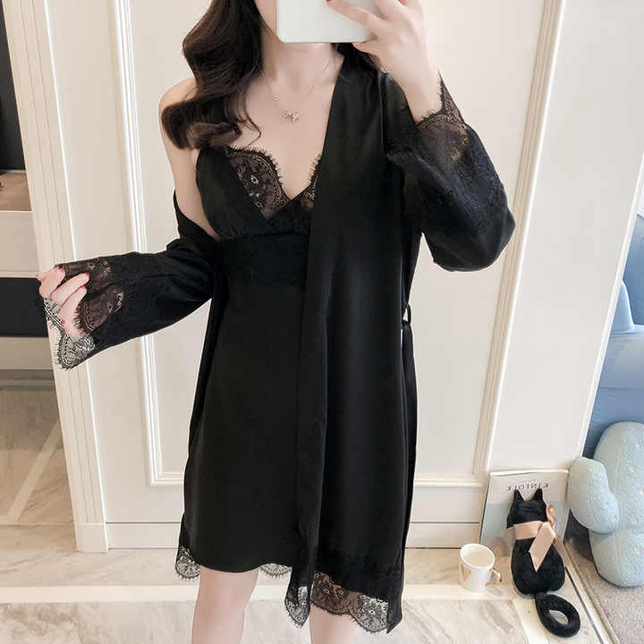 Women's sleepwear 
