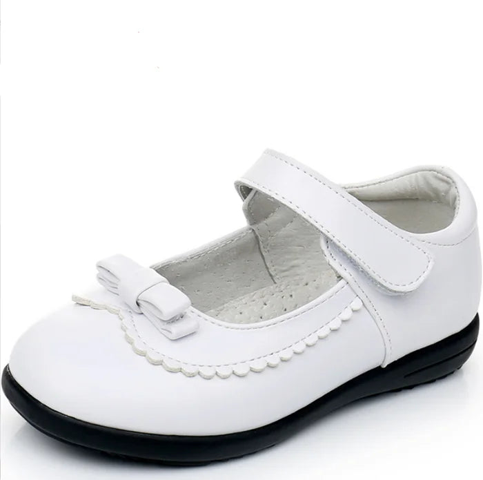 Classic girls flat shoes 