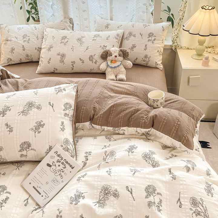 مجموعة مفارش أسِرة جديدة الأكثر مبيعاً لحاف . New Best Selling Bedding Set Quilt Duvet Cover Set