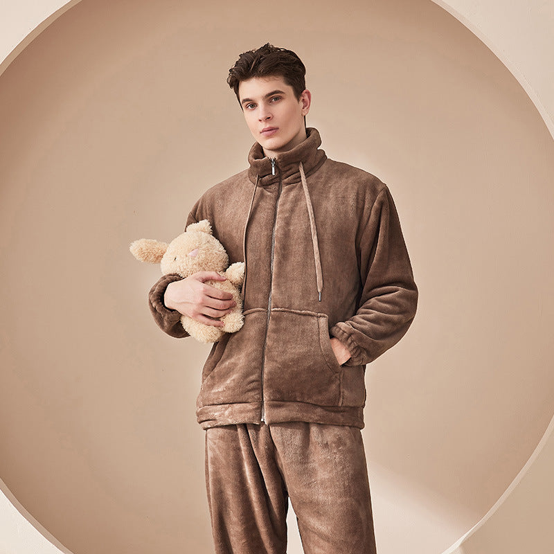 بدلات نوم رجال كم طويل