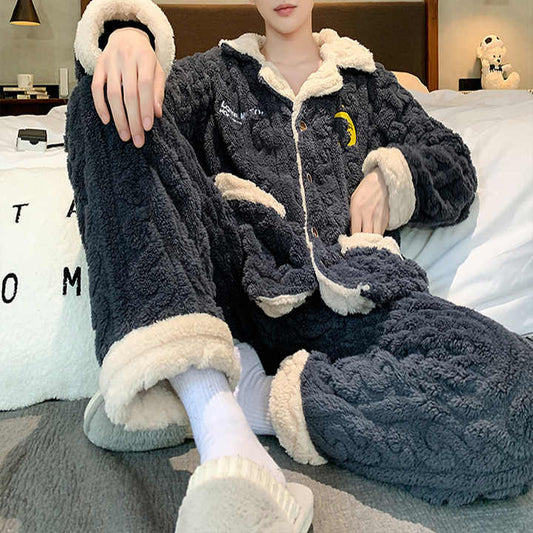 بيجامة جديدة للرجال للخريف والشتاء مجموعة . New Men's Pajamas Autumn and Winter Home