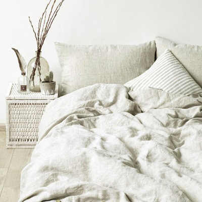 مجموعة مفروشات سرير قطنية فاخرة للبيع من . Luxury Cotton Bedspread Set for Sale from