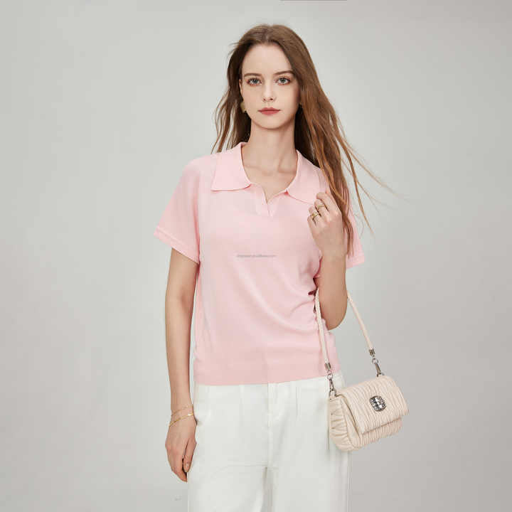 Women's short-sleeved blouse