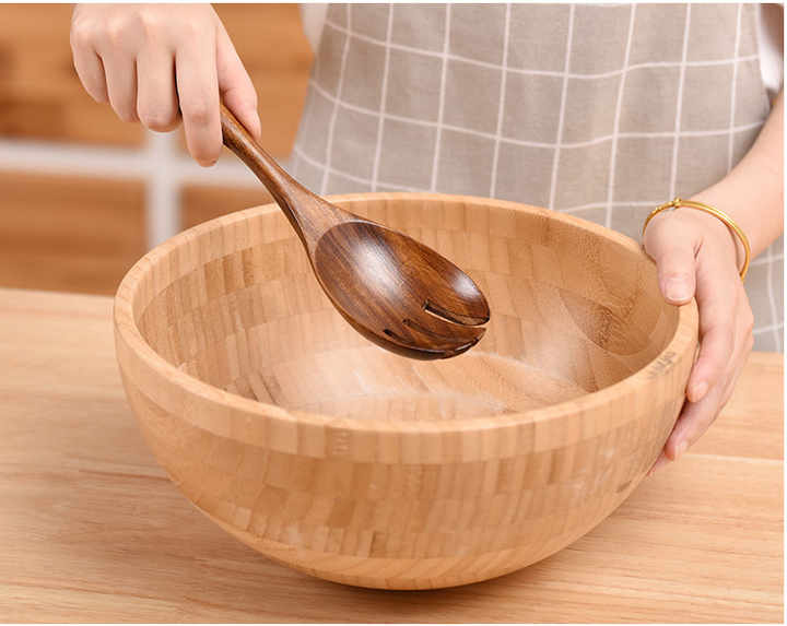 Wooden cooking utensils 