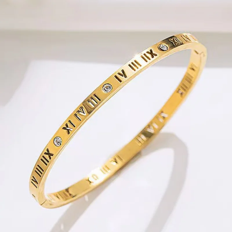 Women's jewelry bracelets