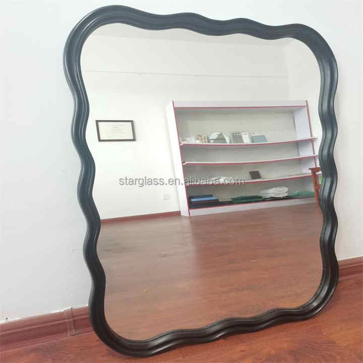 مرأه تزين