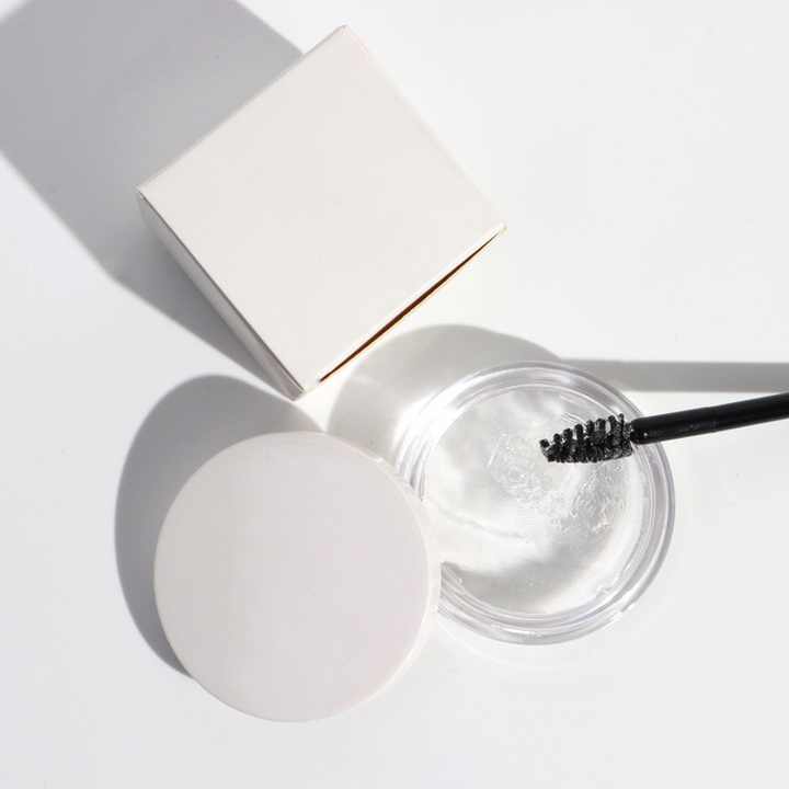 Eyebrow gel fixing and cleaning 