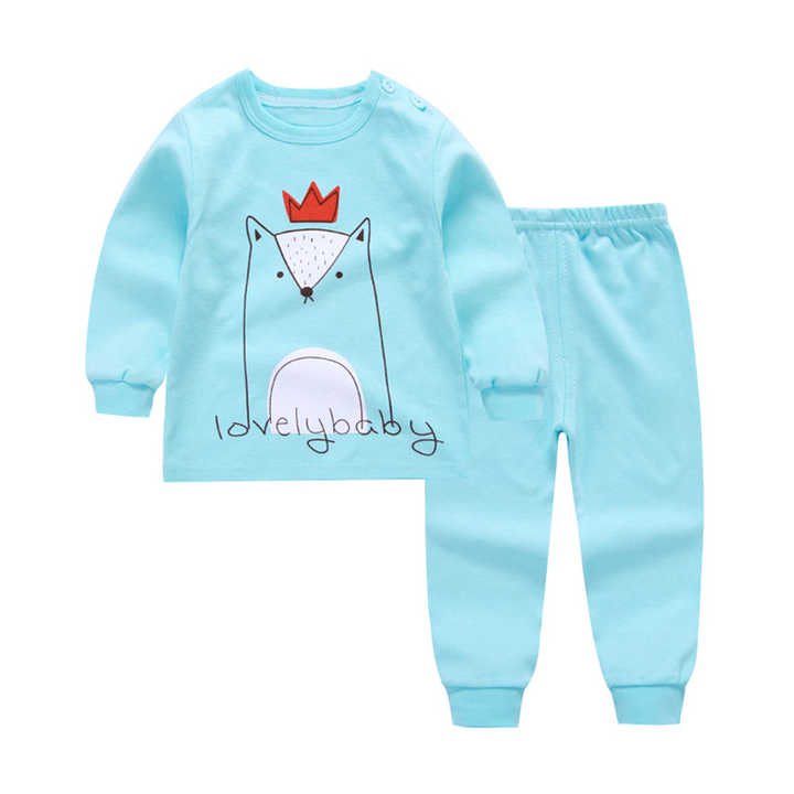 ملابس أطفال خريفية   ، مجموعة .   autumn baby clothes