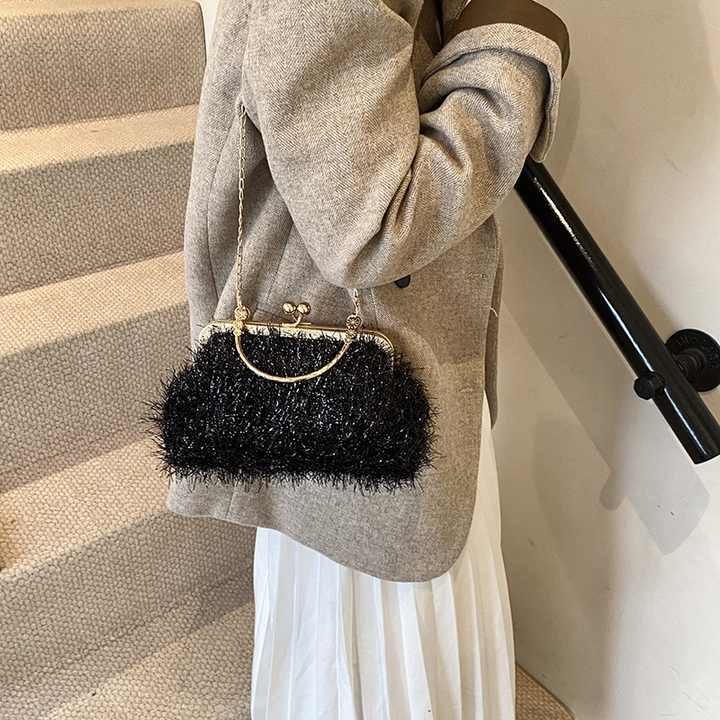 Stylish women's handbags with beautiful Korean Western design