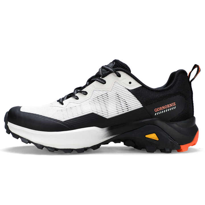 outdoor sports shoes 