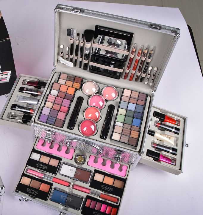 makeup box