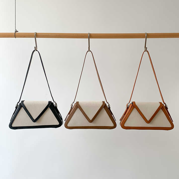 Bags and fun,حقائب و امتعه