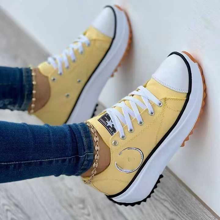 أحذيه رياضيه بنات