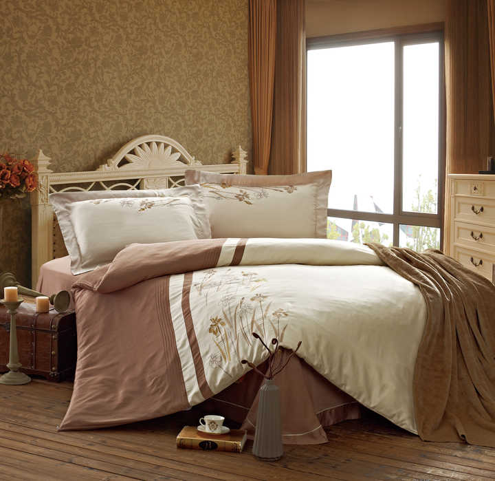 طقم سرير فاخر من الساتان بحجم كبير مناسب للفنادق Luxury Satin King Size Hotel Bedding Set