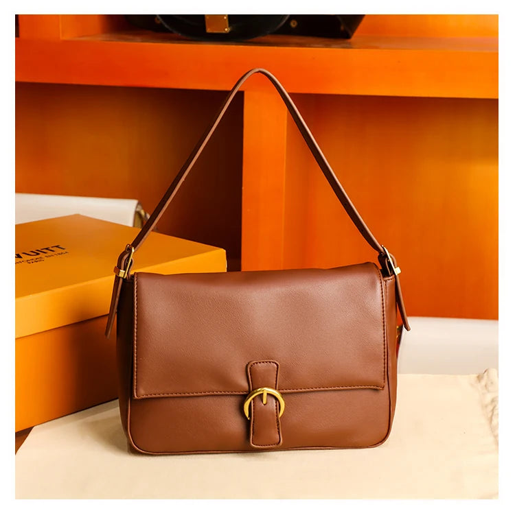Summer handbags with straps 