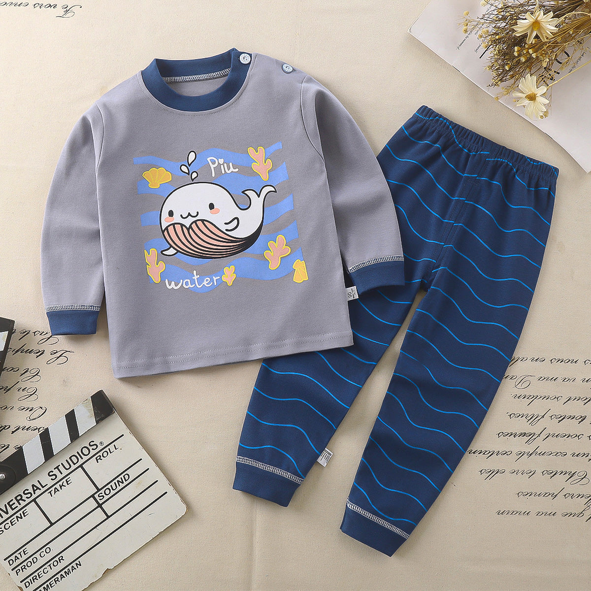 بيجامة كم طويل