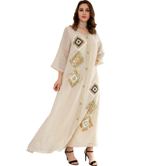 قفطان و جلابيات مطرزة