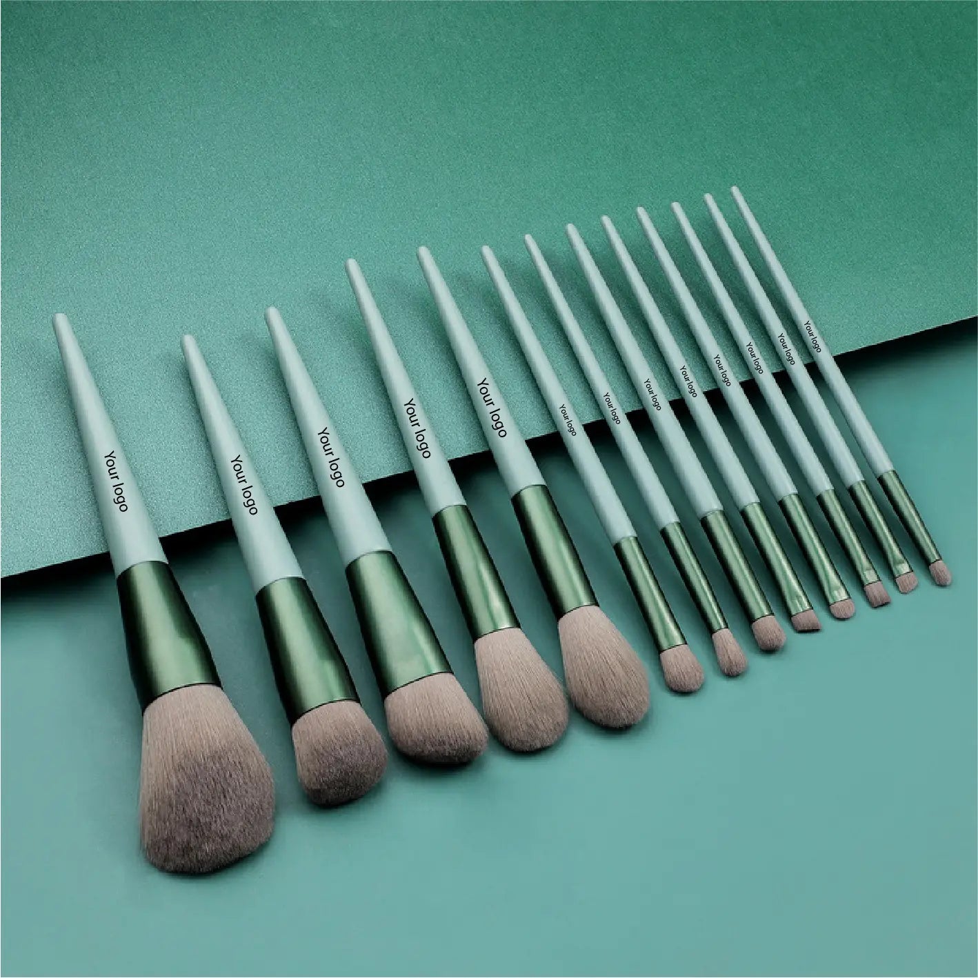 High quality makeup brush 