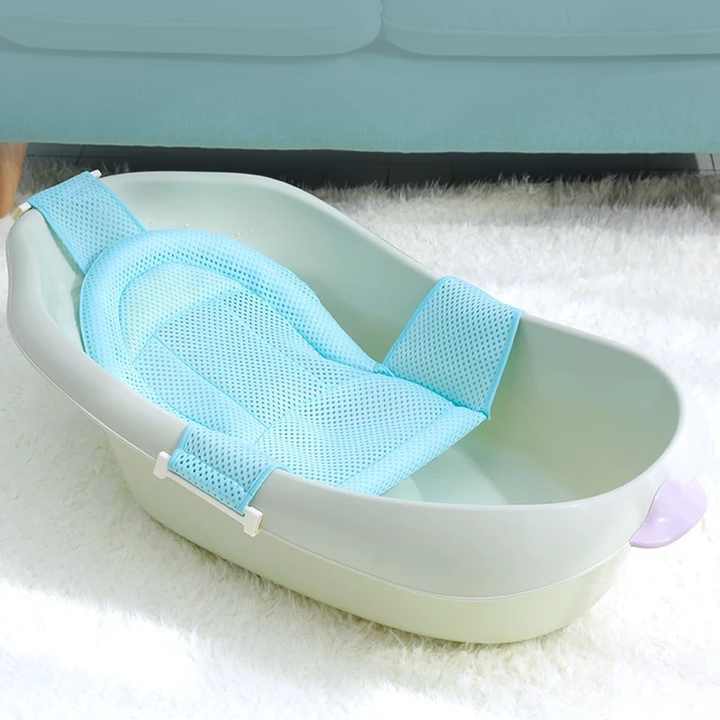 Large and thick universal baby bathtub to meet the 