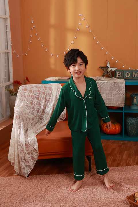 Children's pajamas 