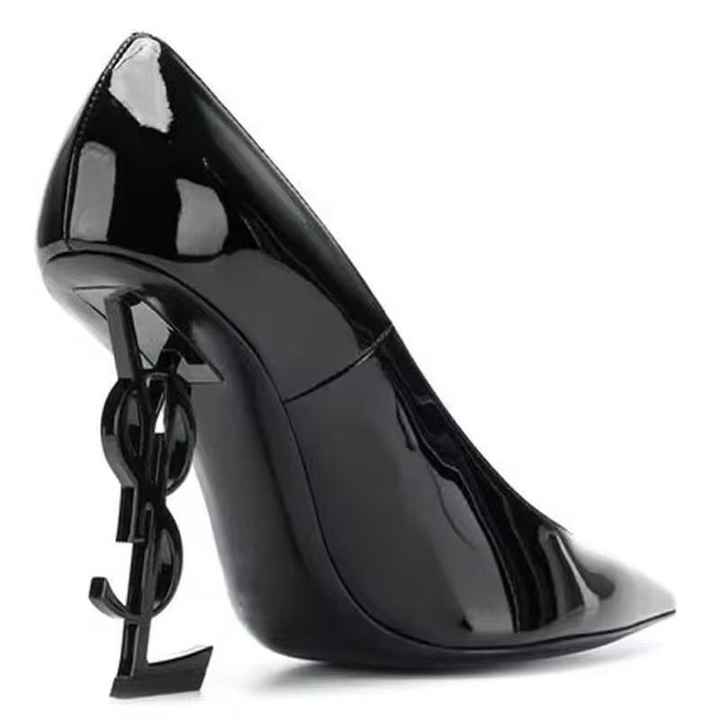 Women's high heel shoes 