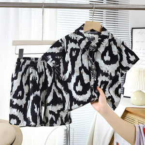 ملابس صيفية للأولاد تتميز برسوم كرتوني