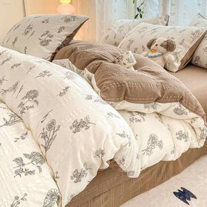 مجموعة مفارش أسِرة جديدة الأكثر مبيعاً لحاف . New Best Selling Bedding Set Quilt Duvet Cover Set