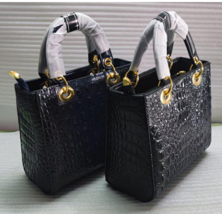 حقائب الكتف الفاخرة للنساء موضة جديدة