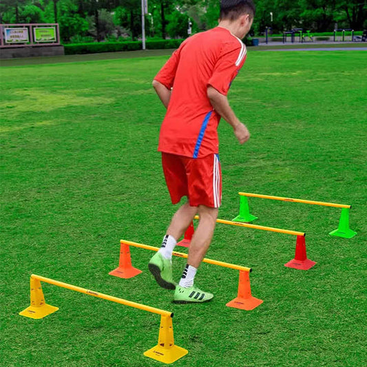 Obstruction bucket, plastic bucket