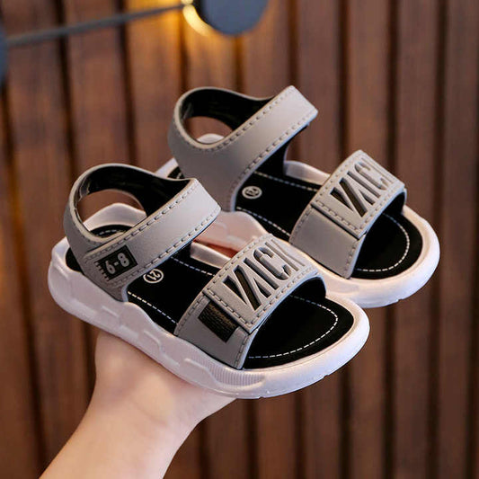 Children's shoes 