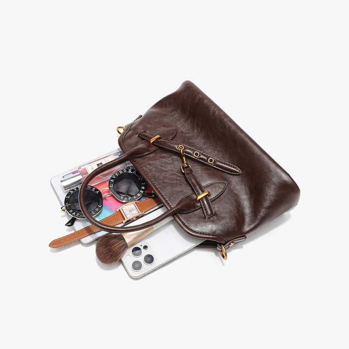 New small one-shoulder bag 