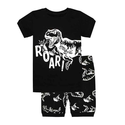 مجموعة ملابس شورت