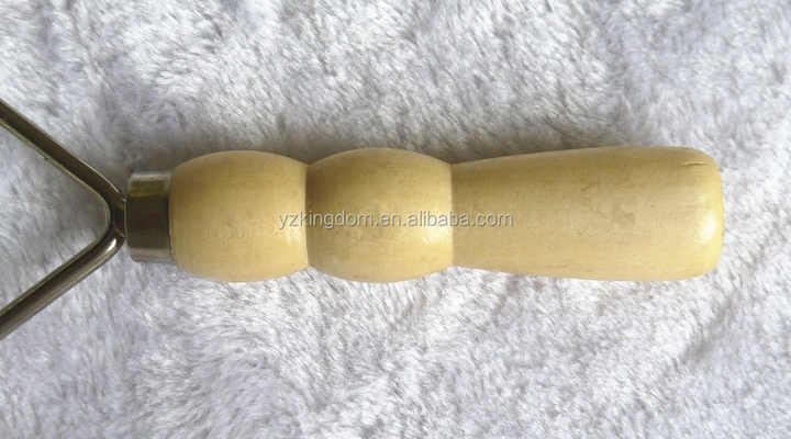 Pet Grooming Supplies Strong Durable Wood Handle. 