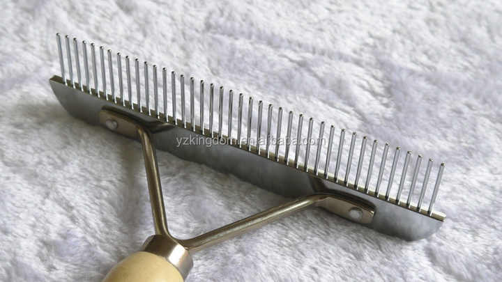 Pet Grooming Supplies Strong Durable Wood Handle. 