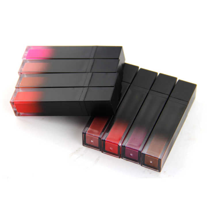 احمر الشفاه غير لامع - matte lipstick