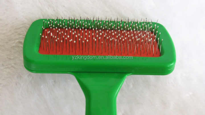 Hot Sale Pet Supplies Green and Red Pet Cat Dog Puppy Dog Hair Fur Coat Grooming Brush 