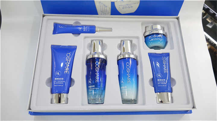 Skin care facial moisturizer 