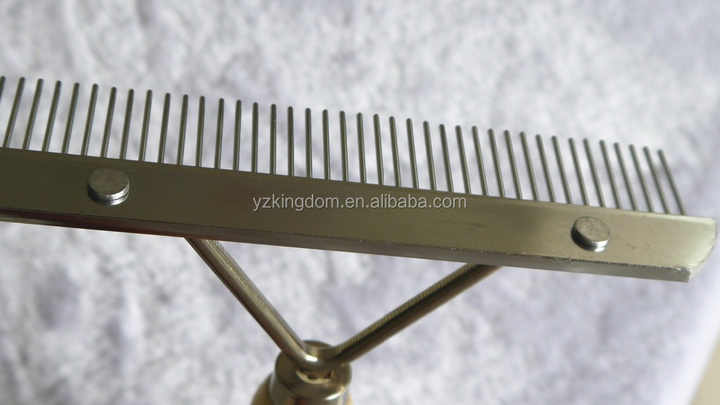 Pet Grooming Supplies Strong Durable Wood Handle. 