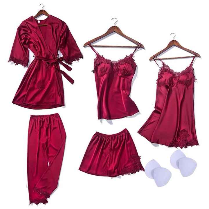 5-piece pajamas 